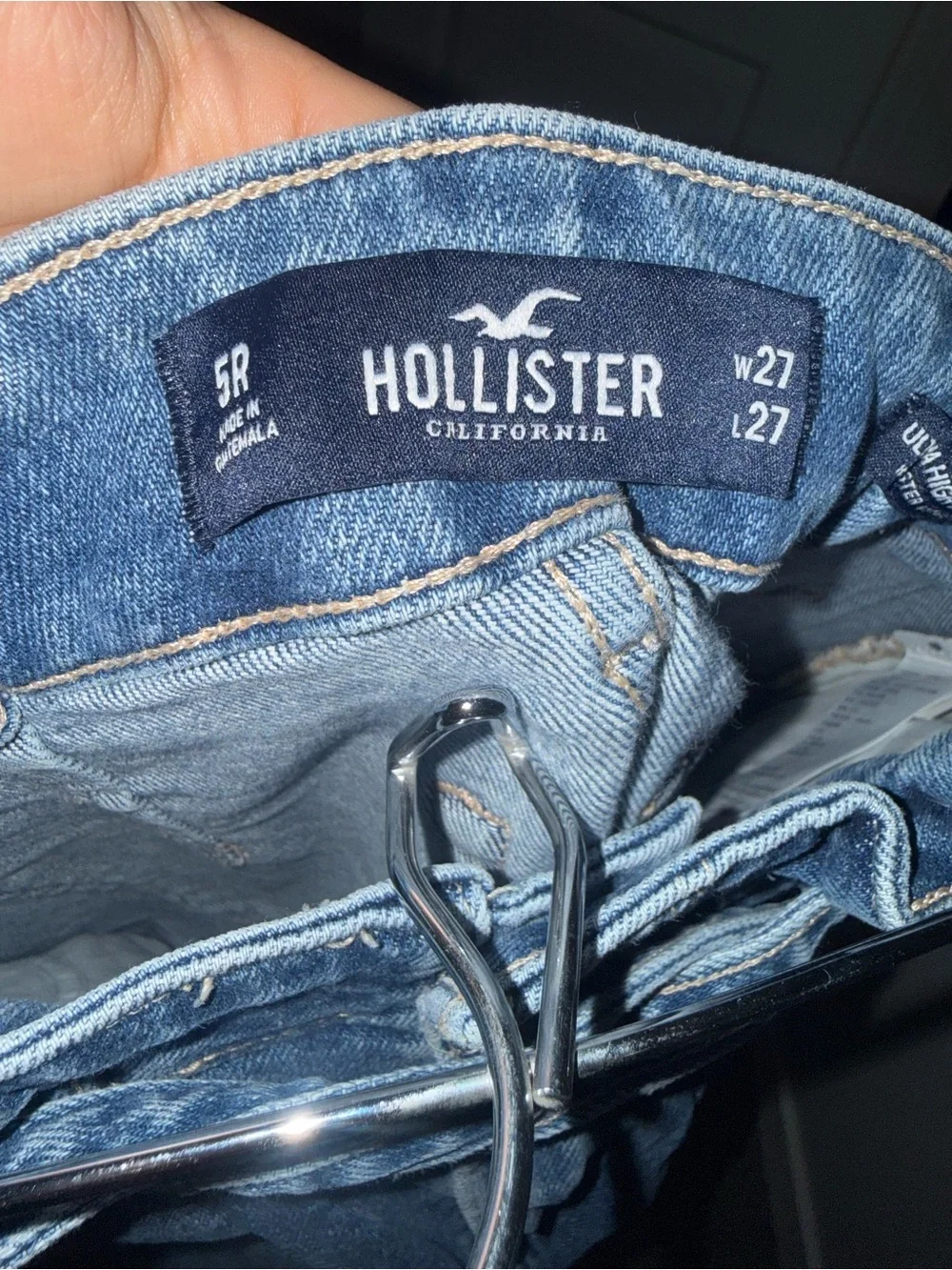 Hollister Slim Straight Jeans in Blue Wash